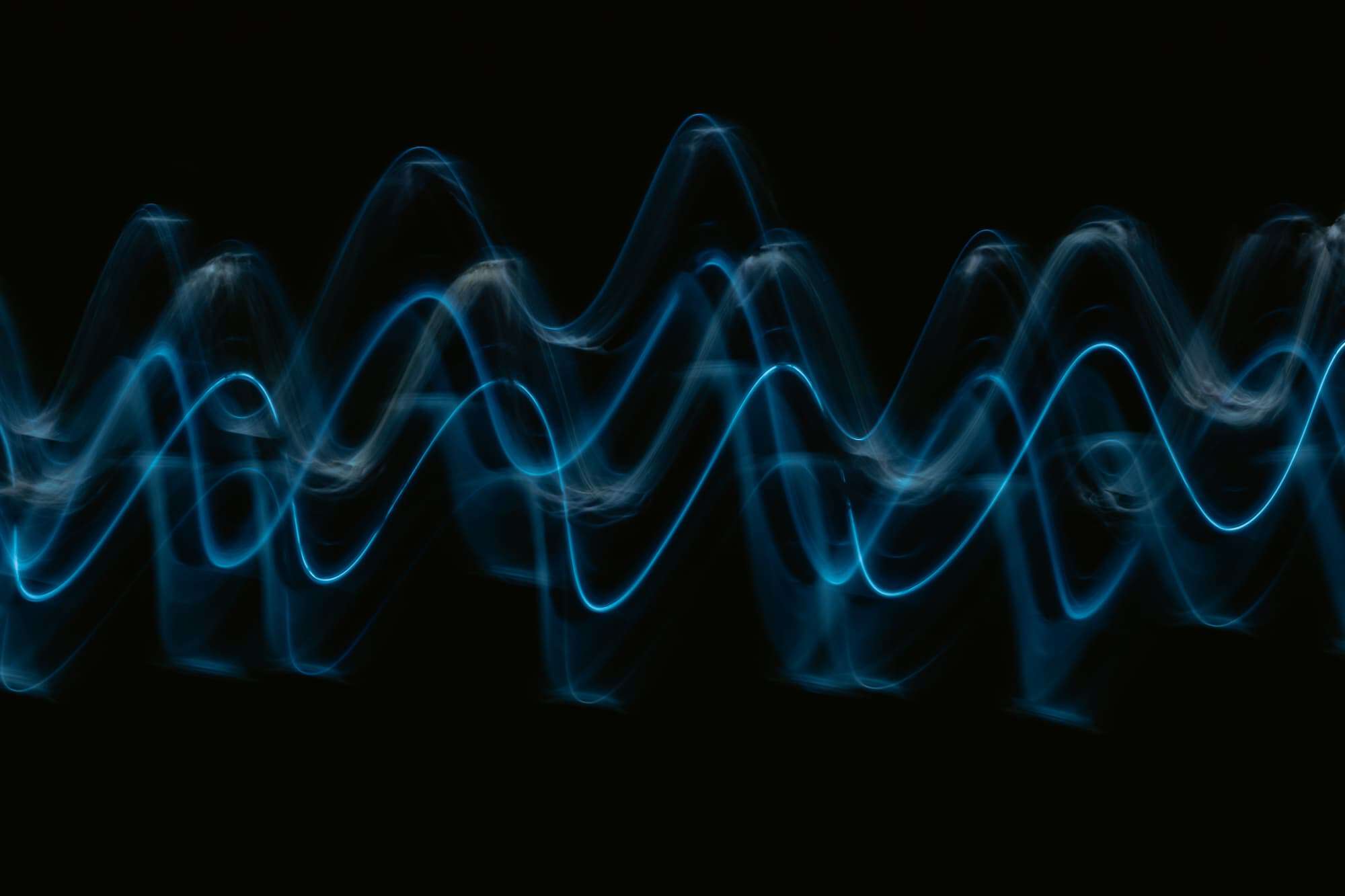 pawel-czerwinski-eybM9n4yrpE-unsplash (1)